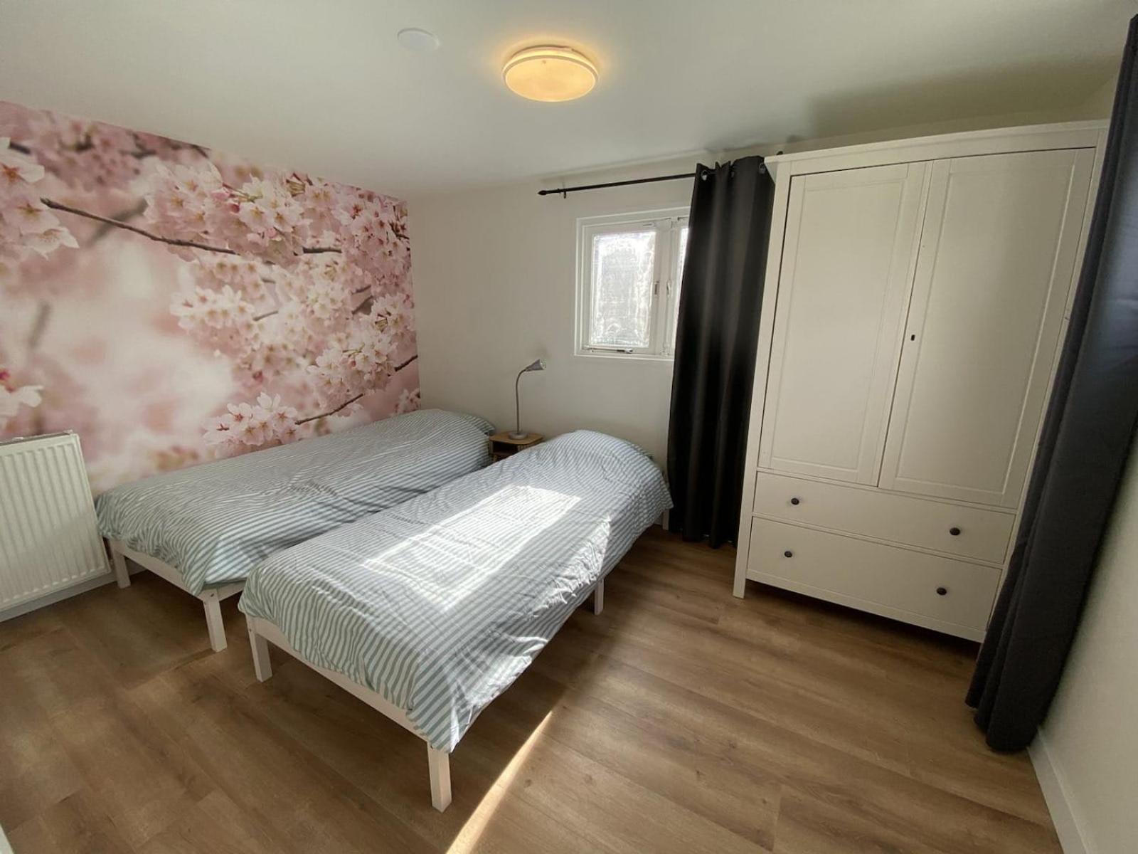 Veluwe Vakanties Chalets With Private Barrel Sauna - With Pool Bar And Restaurant Facilities In The Veluwe National Park Putten Exteriör bild