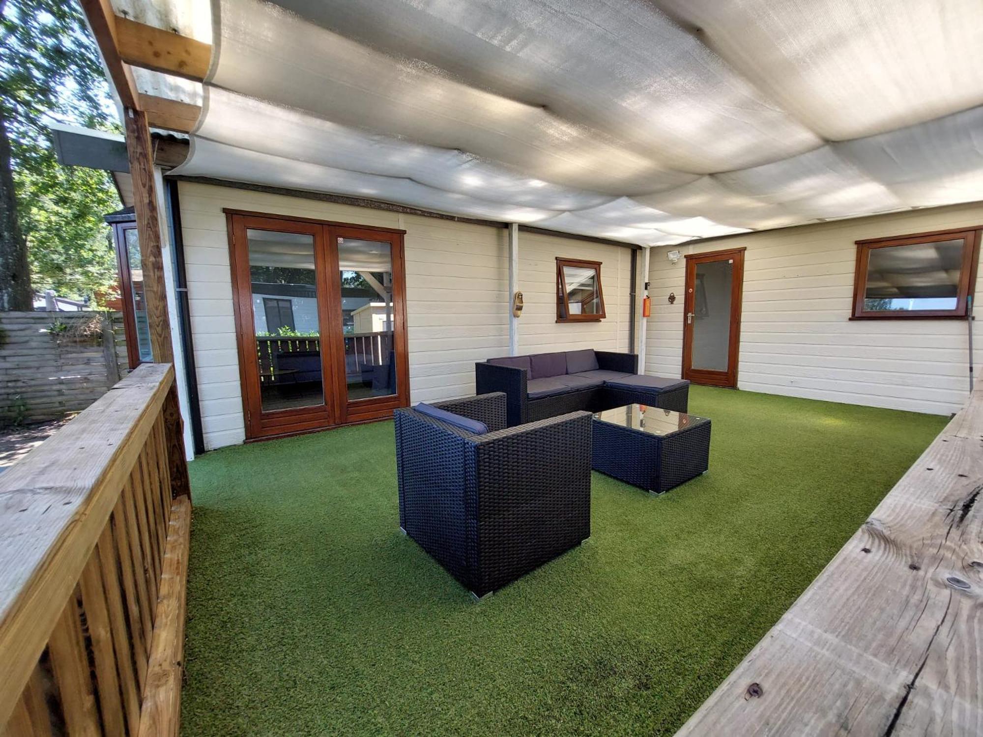Veluwe Vakanties Chalets With Private Barrel Sauna - With Pool Bar And Restaurant Facilities In The Veluwe National Park Putten Rum bild
